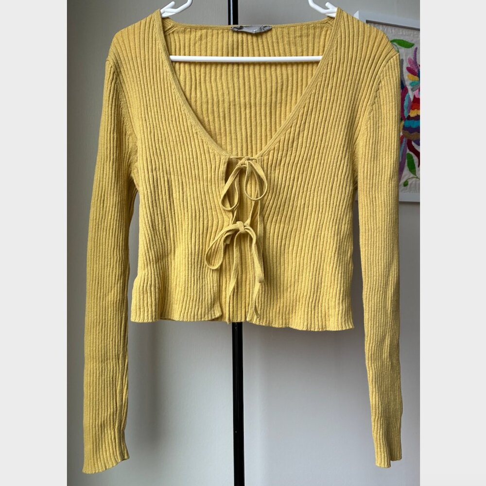 Everlane	Yellow Ribbed Cotton-Wool Open Tie Front Sweater - Size M